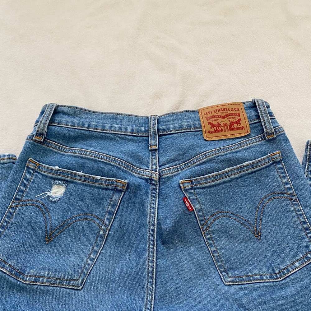 Levi’s!